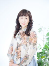 代表 松原由美